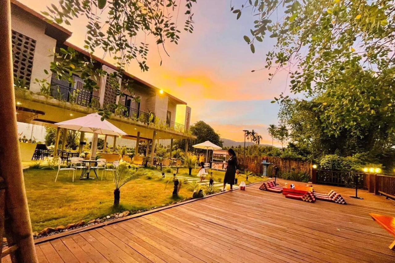 Kampot Tropical Village Exteriör bild