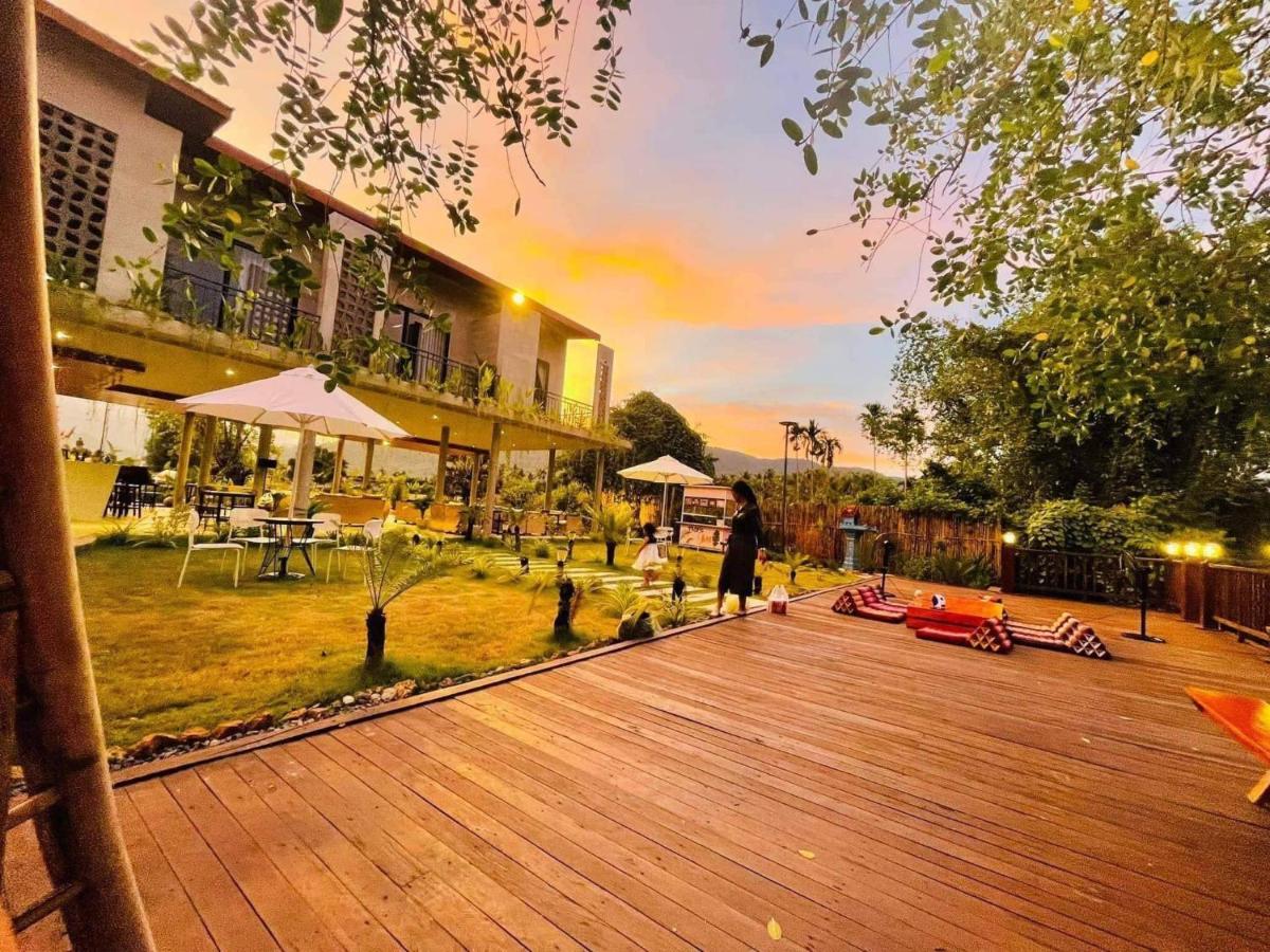 Kampot Tropical Village Exteriör bild