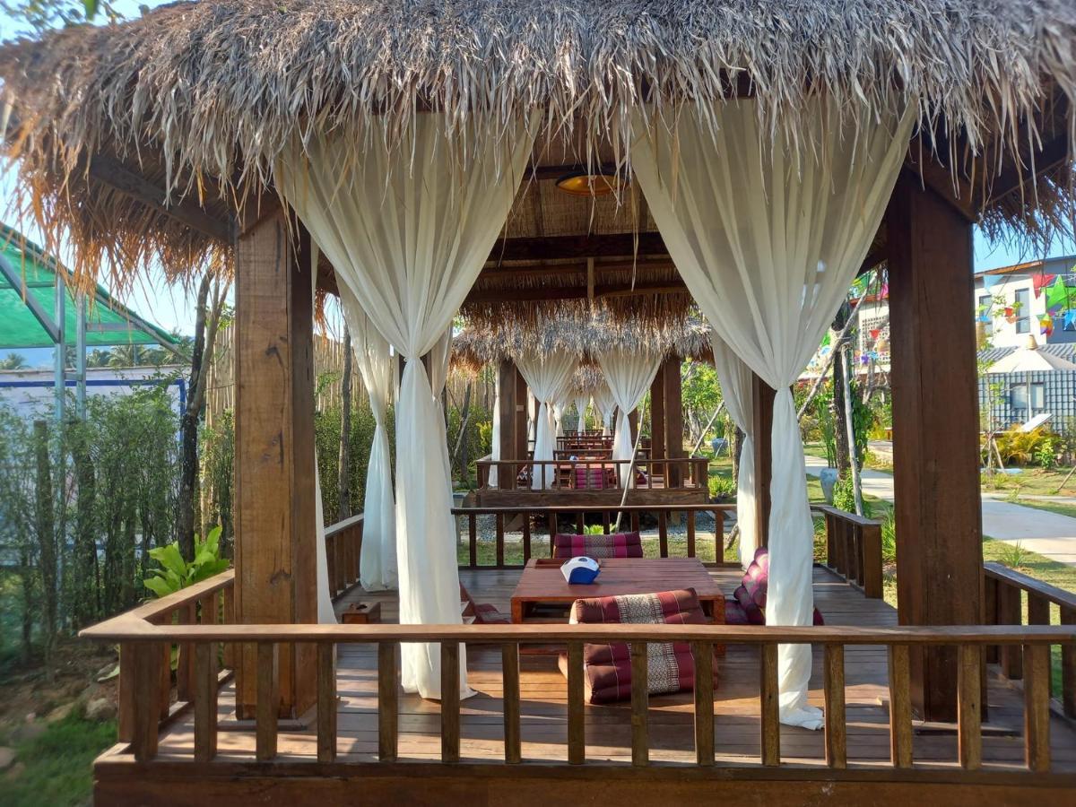 Kampot Tropical Village Exteriör bild